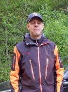 06.30 och knappt vaken, Patrik - erfaren spårläggare - redo för första spåret i Odensvi